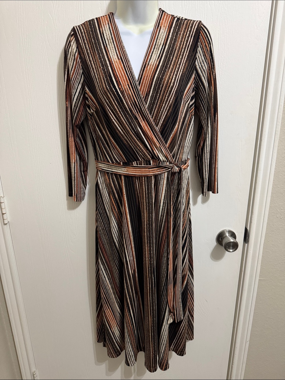 Sandra Darren Midi 3/4 Sleeve Brown Stripe V Neck Career Dress Women’s Small